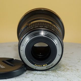 Canon EF 16-35mm f/2.8L II USM