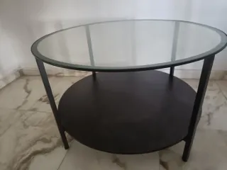 Mesa centro cristal y metal Ikea