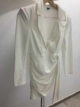 Vestido blanco blazer cruzado