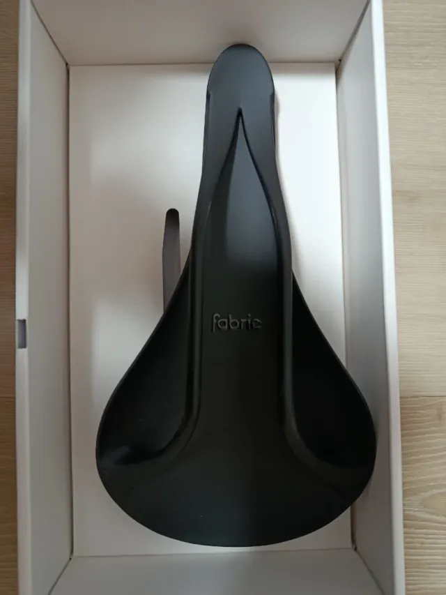 Sillín Fabric Alm Ultimate Shallow