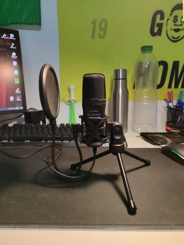 Micrófono Owlotech X1 Studio Negro