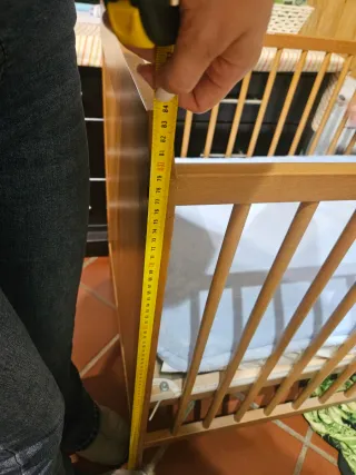 Cuna de madera para bebé