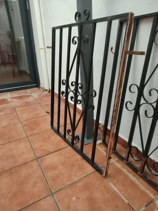 2 Rejas de forja para ventanas