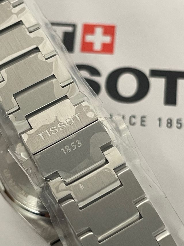 Reloj Tissot PRX 25mm Nacar T137.010.11.111.00