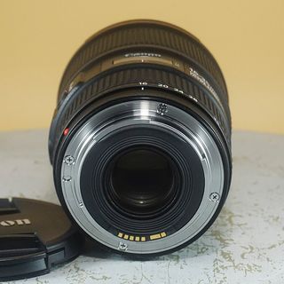 Canon EF 16-35mm f/4L IS USM