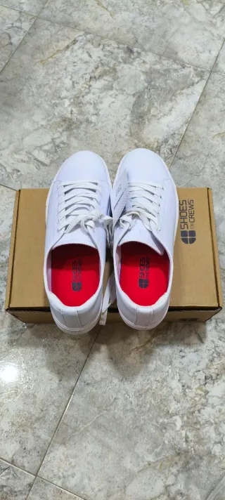 Zapatillas blancas de piel sin estrenar