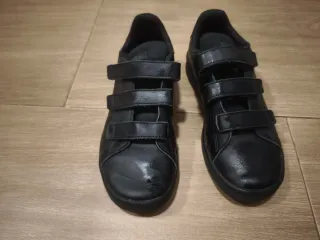 Botines Adidas Talla 34Negros
