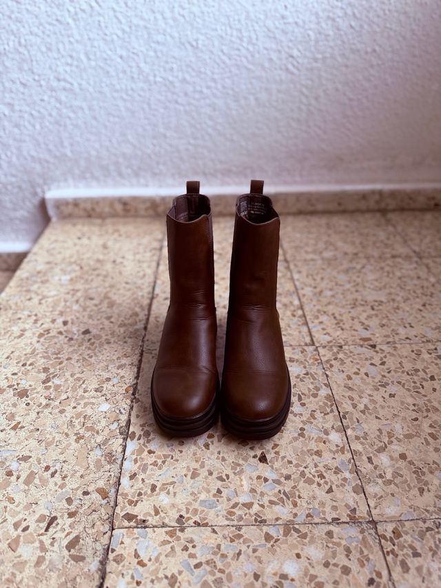 Botas Chelsea Even&Odd Con Plataforma