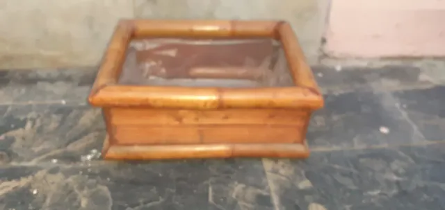 Jardinera de bambú cuadrada