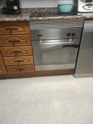 Muebles de cocina madera completa horno y fregader