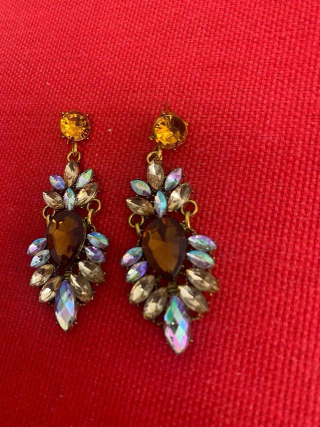 Pendientes largos con cristales ámbar – Estilo vin