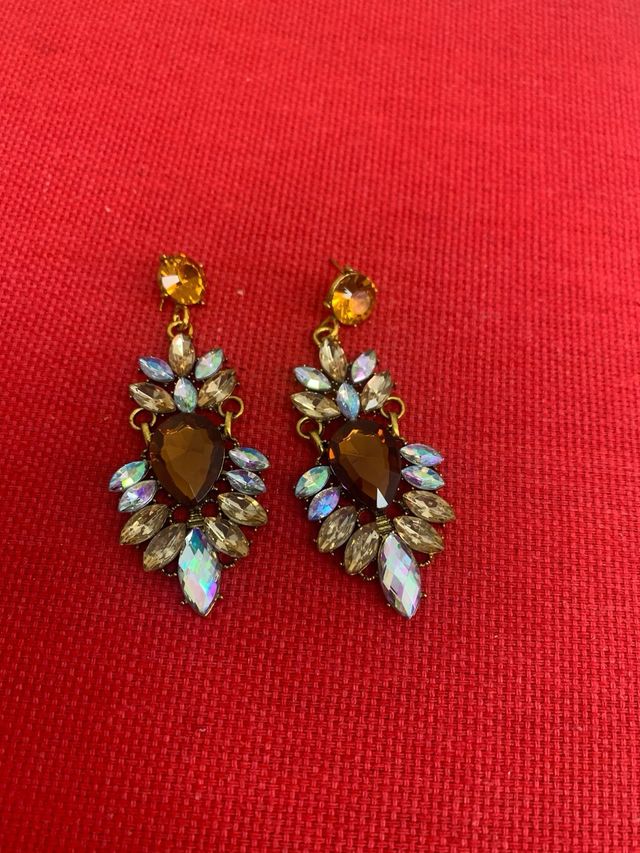 Pendientes largos con cristales ámbar – Estilo vin