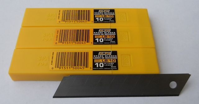 Taglierino Usag 220 B2 + 10 lame