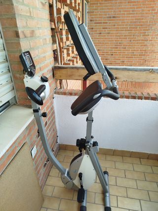 Bicicleta Estática Reclinada Gris y Negra