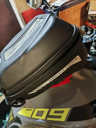 Bolsa depósito GIVI Tanklock