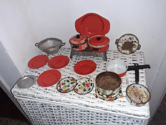 Juego de cocina de juguete metal años 70 ver fotos