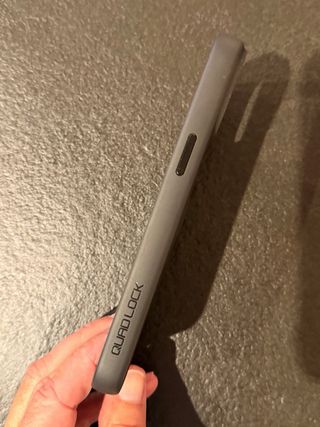 Carcasa iPhone 15 Pro Max Quad Lock