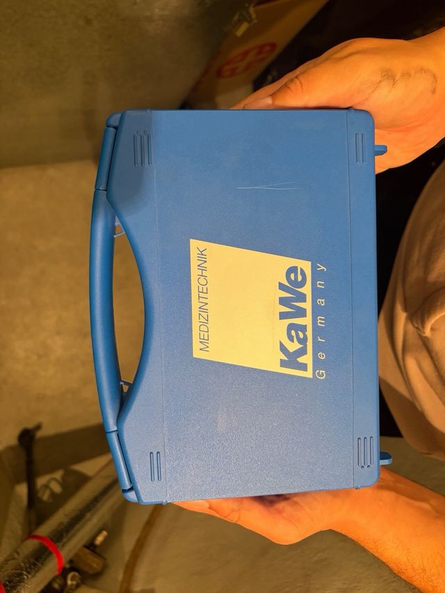 Laringoscopio con 5 espátulas y mango