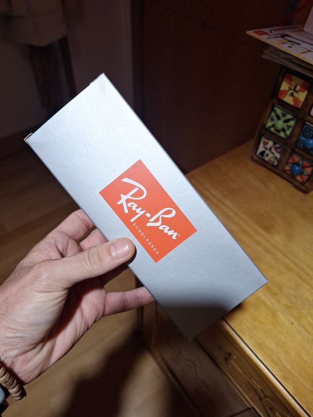 Gafas Ray-Ban Aviador Doradas Cristal Azul.