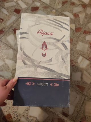 Sandalias de piel nuevas