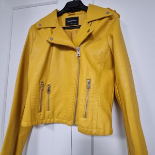 Chaqueta Biker Mostaza Stradivarius Talla L
