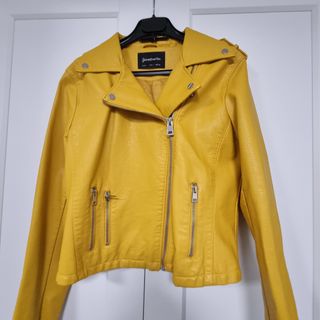 Chaqueta Biker Mostaza Stradivarius Talla L