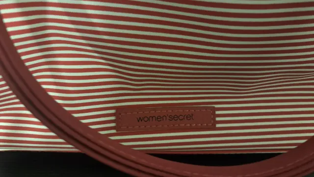 Bolsa de aseo Minnie Mouse rayas