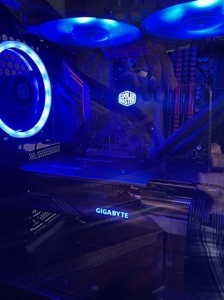 PC Gaming Ryzen 7 5800X RX 7800 XT Gigabyte