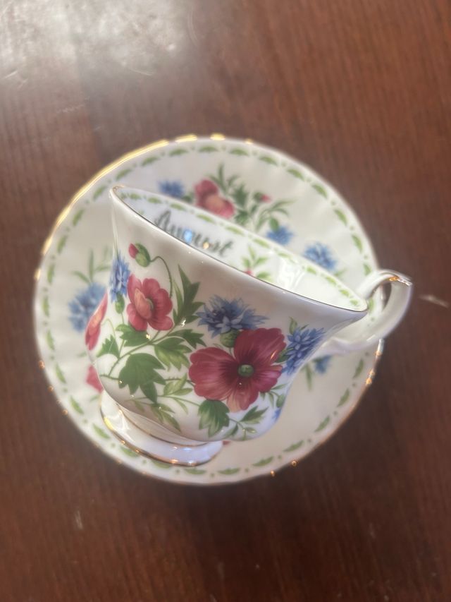 Tazza Royal Albert August