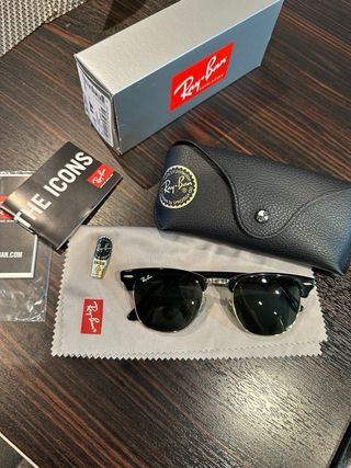 Ray-Ban Clubmaster Negro y Dorado