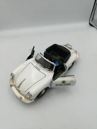 PORSCHE 356 B (1961) BLANCO POLICIA