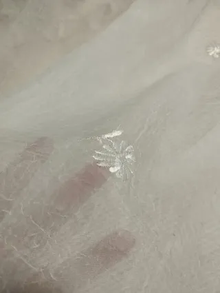 4 tende beige ricamate