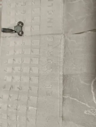 4 tende beige ricamate