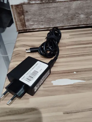 Portátil Lenovo Yoga Táctil