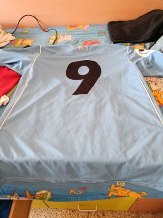 Camiseta Uruguay 
dorsal 9
utilizada en un amistos
