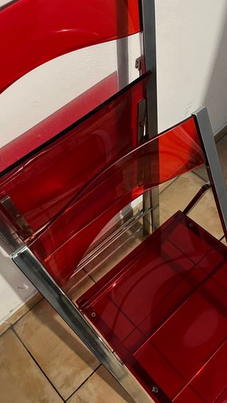 2 sedie pieghevoli rosse e argentate