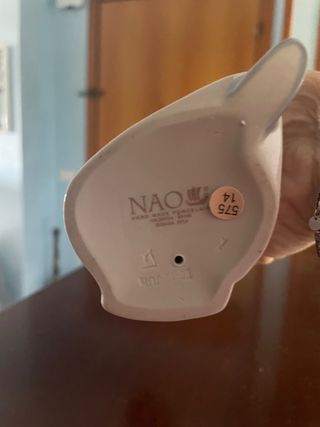 Statuina Nao by Lladro