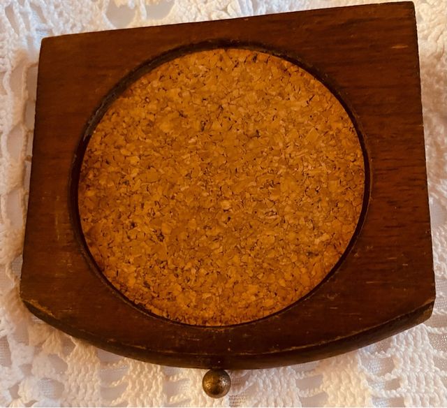 Portasottobicchieri in legno vintage