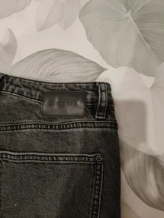 Pantalón largo negro vaquero