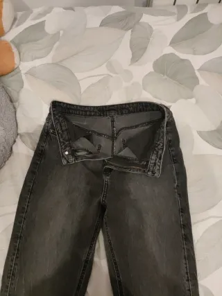 Pantalón largo negro vaquero