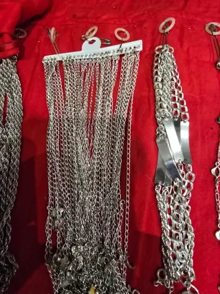 Lote bisutería plateada y goldfield