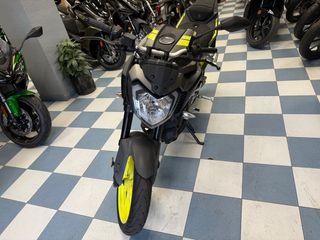 YAMAHA MT 125 ABS