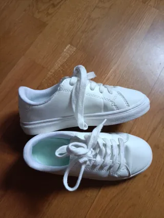 Zapatillas blancas para niñ@s