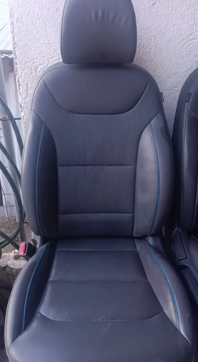 Asientos Hyundai Ioniq completo