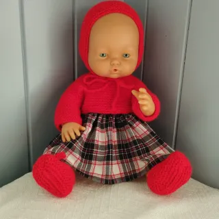 Conjunto Ropa Muñeco: Vestido y Gorrito