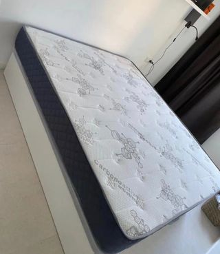 Canapé con colchón