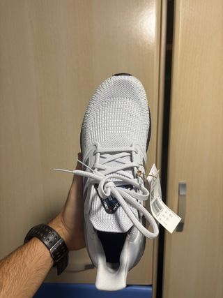 Adidas Ultraboost Talla 42 2/3 Azul Blanco