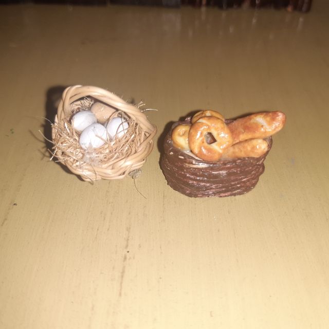 Complementos Belén. Huevos y pan