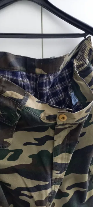 Pantaloni cargo camouflage felpati