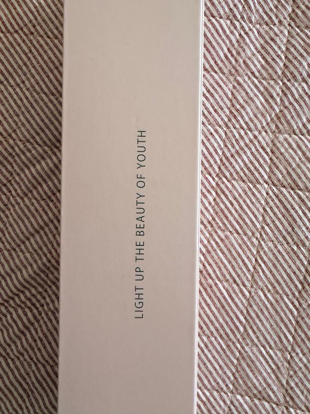 Cepillo Alisador VVK Rosa y Gris